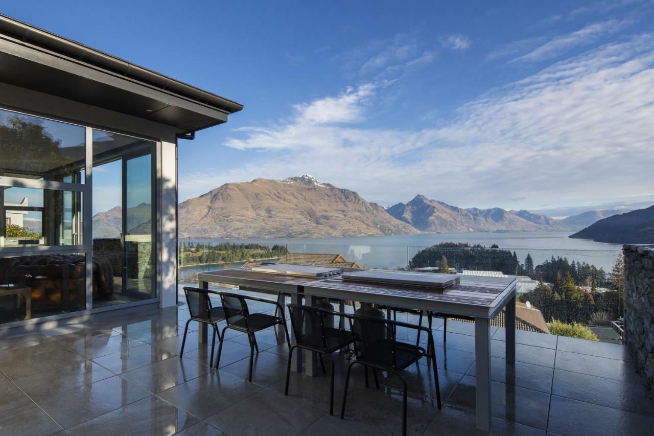Lago Infinito By Sotheby'S Luxury Rental Homes Куийнстаун Екстериор снимка